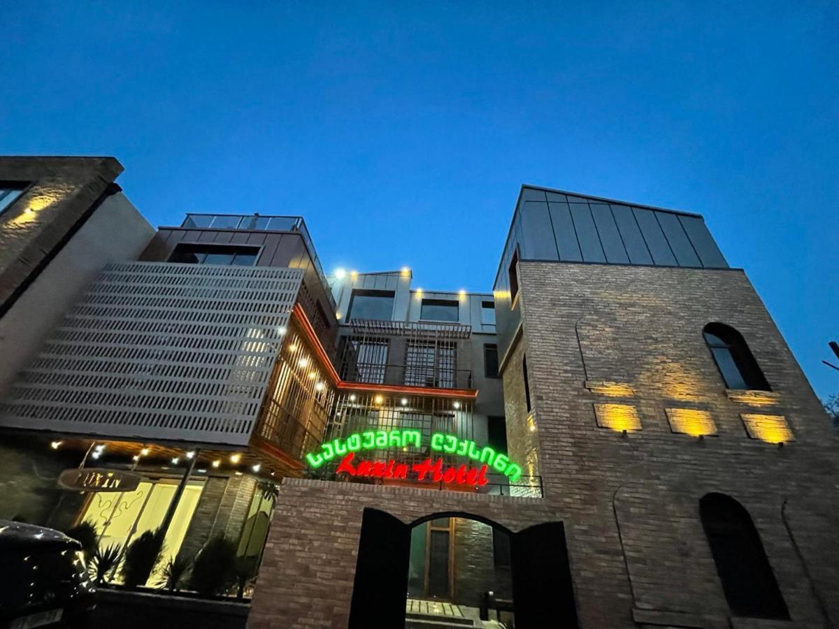 Hotel Luxin Tiflis Exterior foto