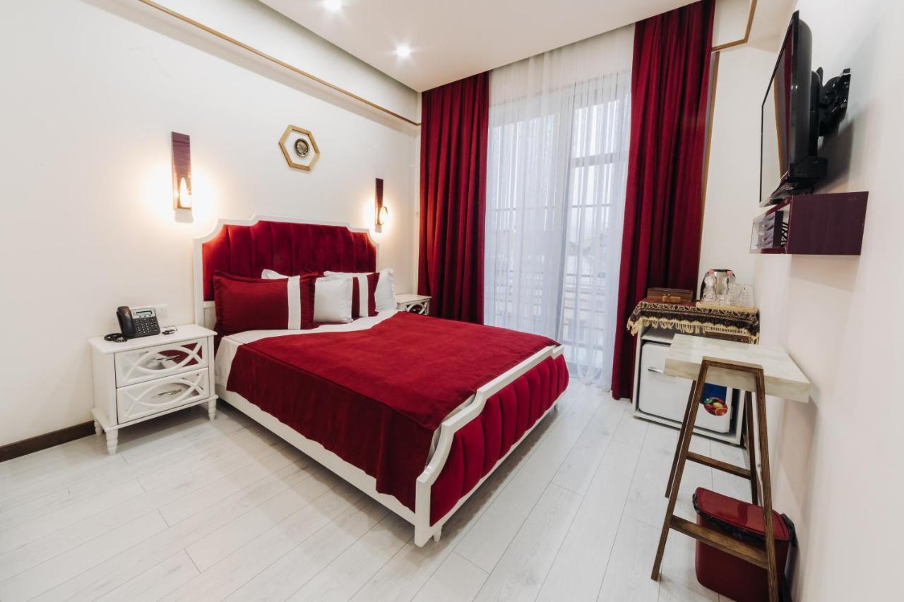 Hotel Luxin Tiflis Exterior foto