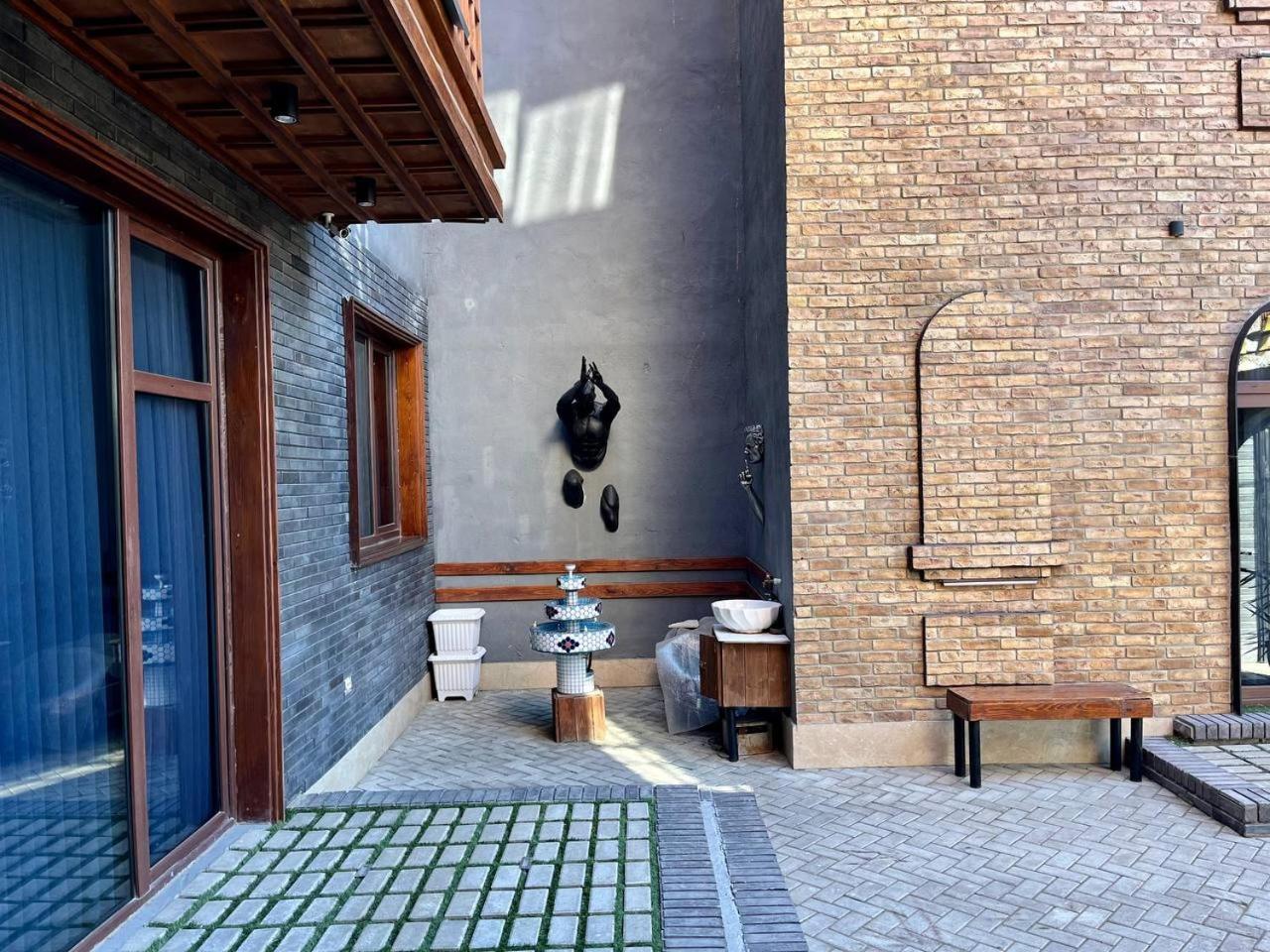 Hotel Luxin Tiflis Exterior foto