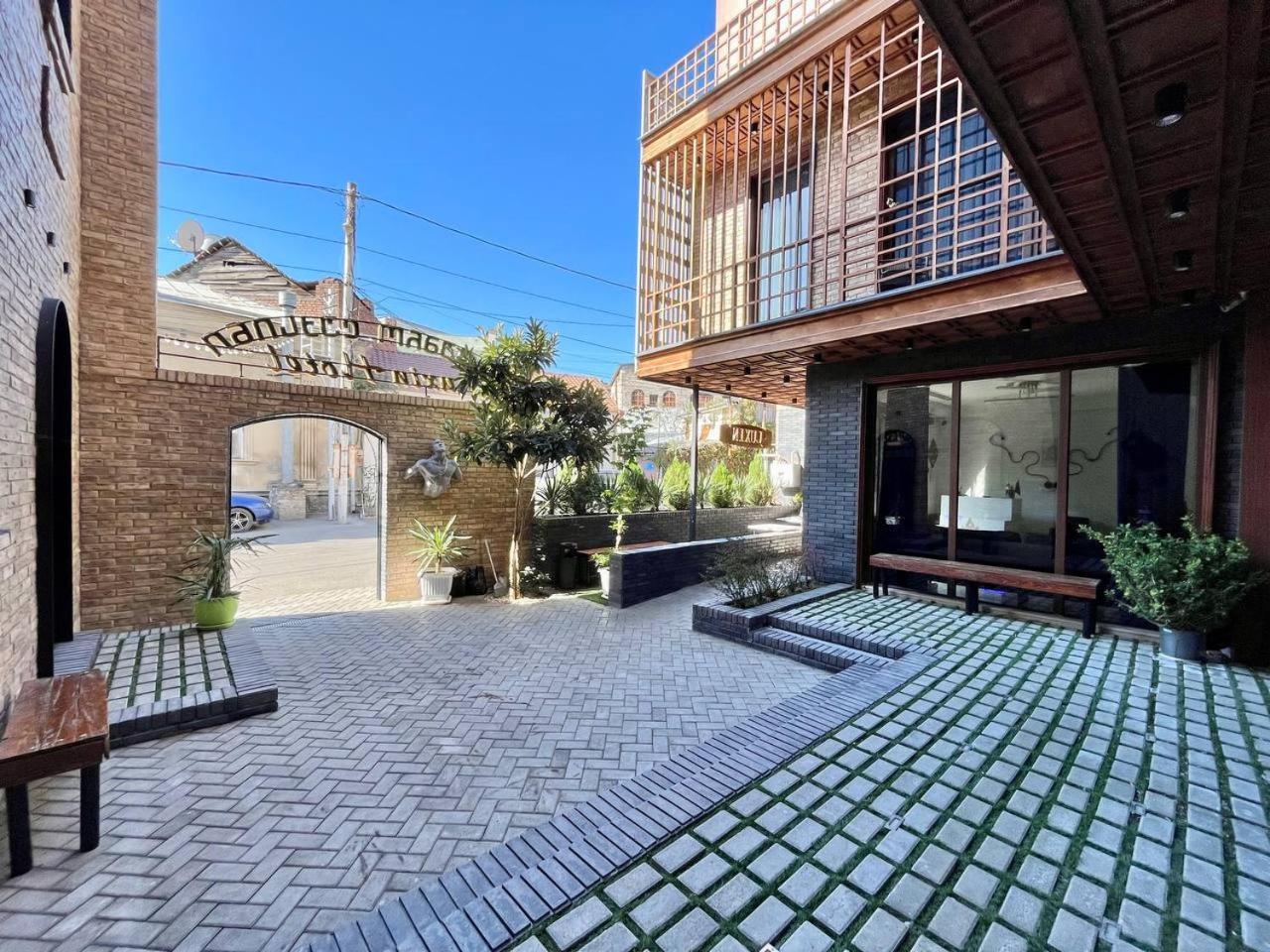 Hotel Luxin Tiflis Exterior foto