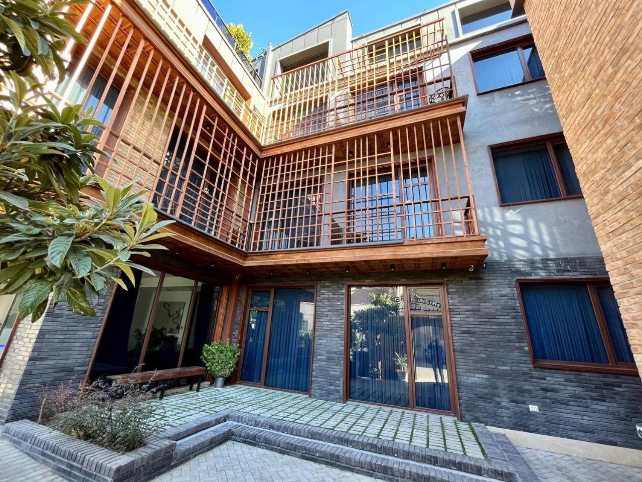 Hotel Luxin Tiflis Exterior foto