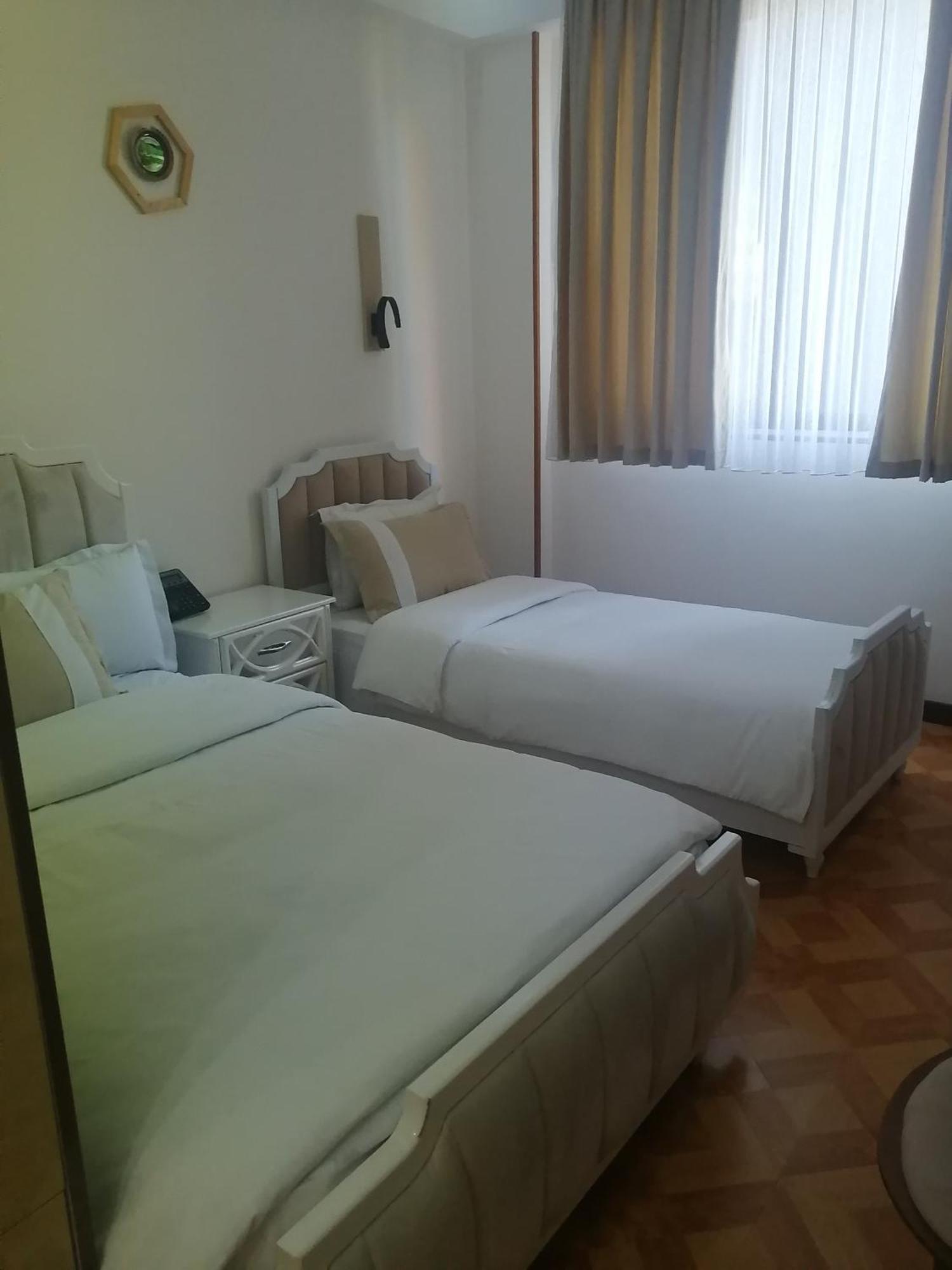 Hotel Luxin Tiflis Exterior foto