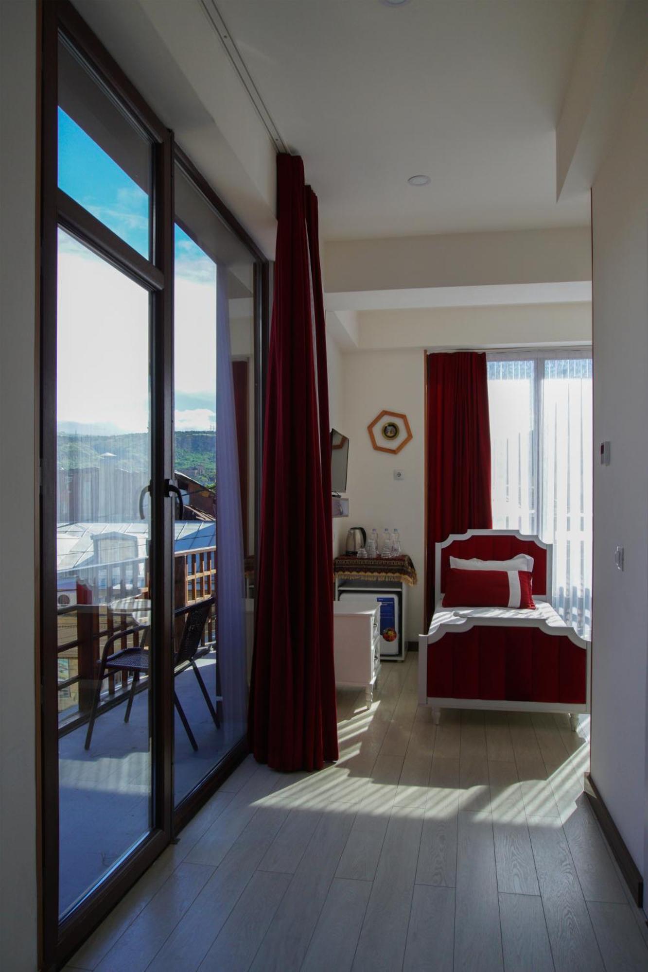 Hotel Luxin Tiflis Exterior foto