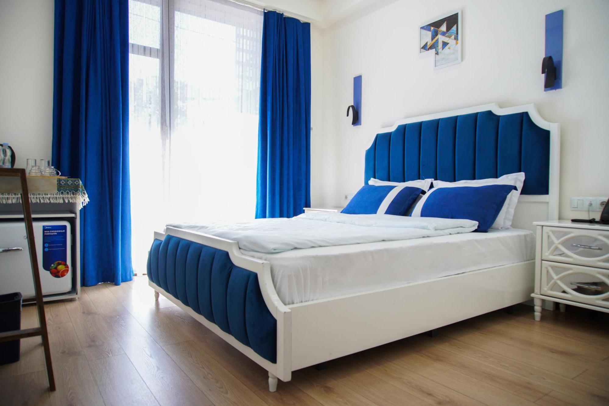 Hotel Luxin Tiflis Exterior foto